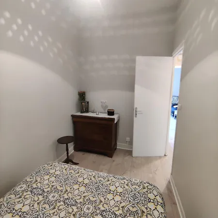 T2 Avec Terrasse Luchon Apartamento Bagnères-de-Luchon